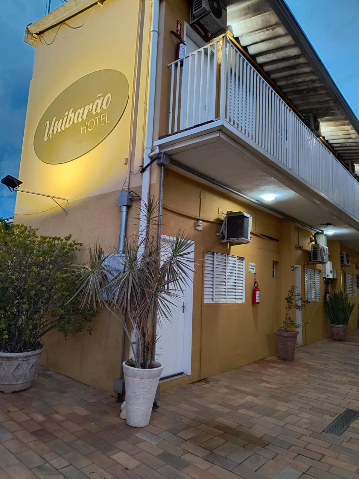 Unibarao Hotel -Proximo As Universidades Unicamp-Puc-Hospitais -Bancos-Restaurantes-Praca Capital -Shopping Dom Pedro - Expo Dom Pedro-Ceasa Campinas  Eksteriør bilde